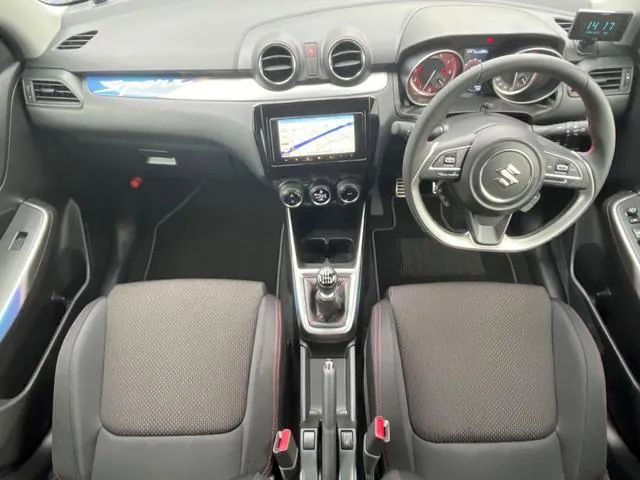 Suzuki Swift Sport 2025 photo 2
