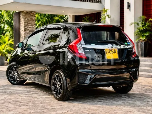 Honda Fit 2018 photo 2