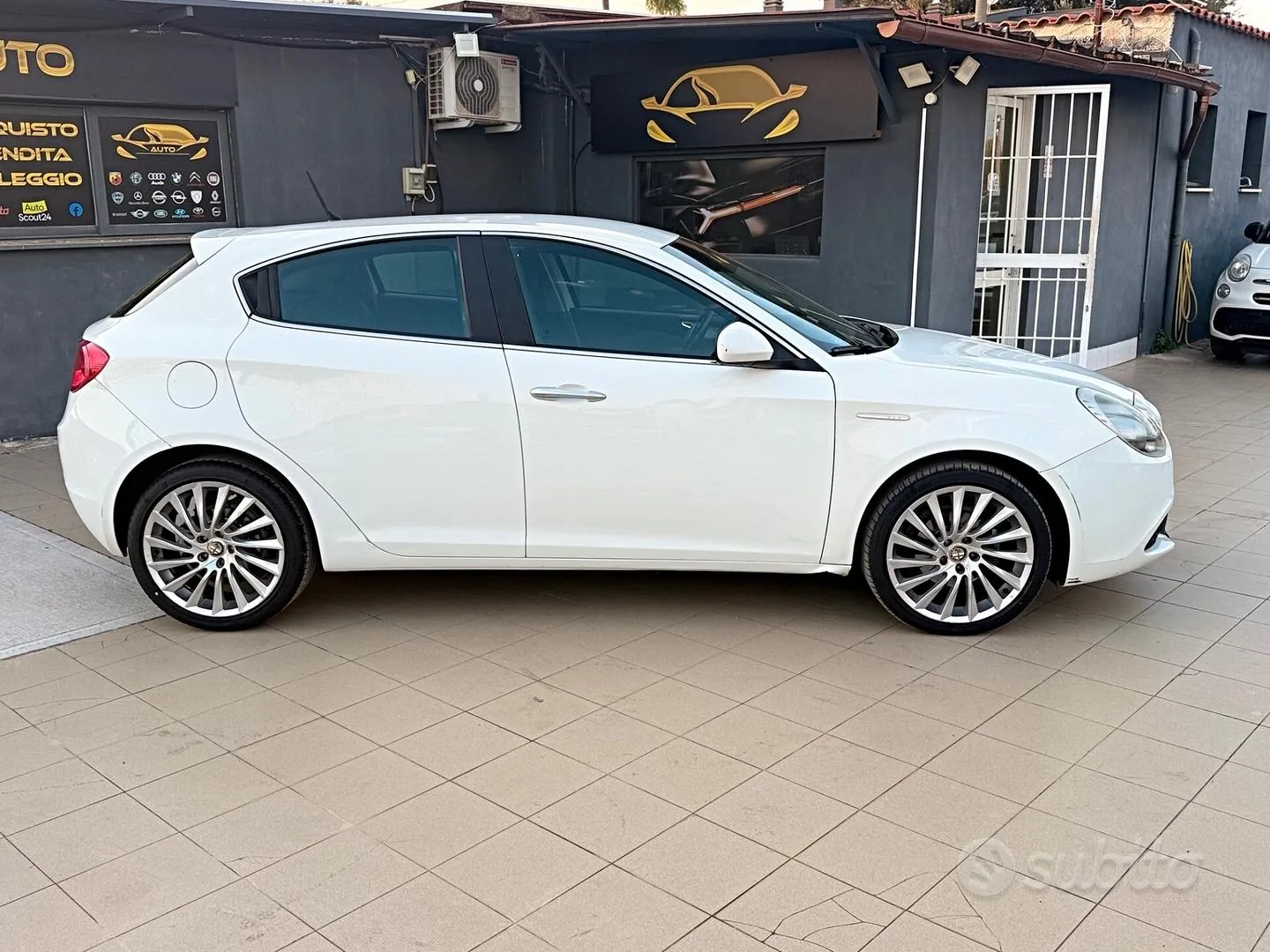 Alfa Romeo Giulietta 2012 photo 5