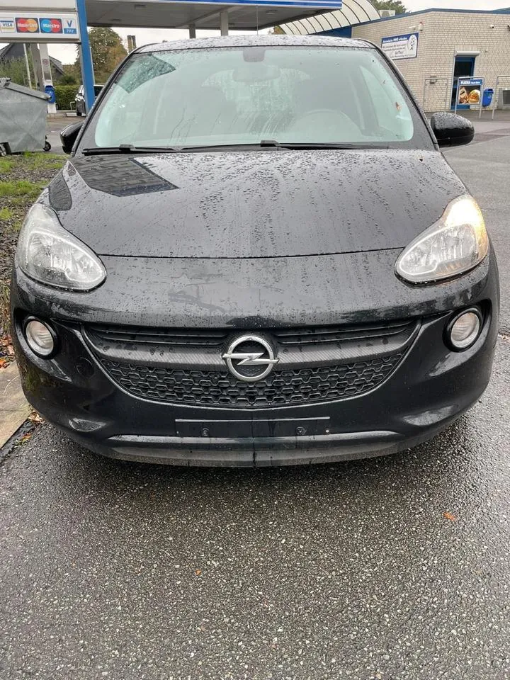 Opel Adam