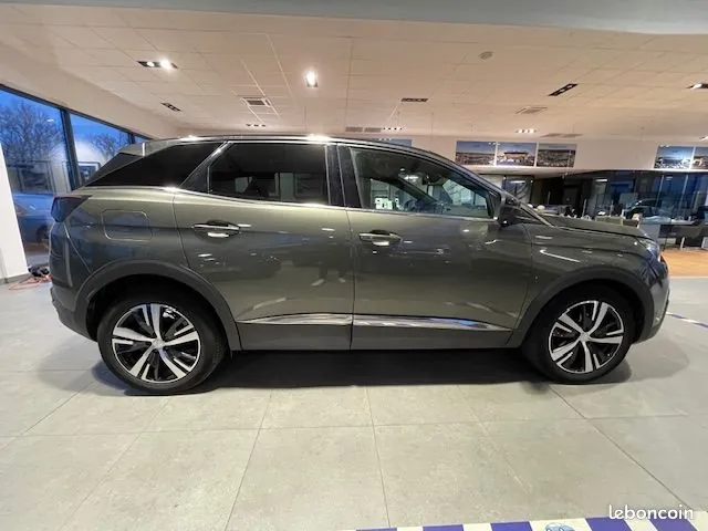 Peugeot 3008 2018 photo 4