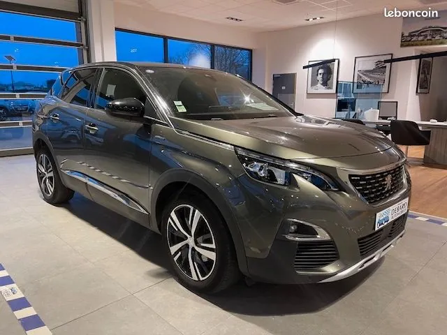 Peugeot 3008 2018 photo 3