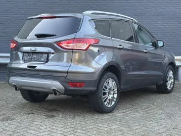 Ford Kuga 2013 photo 2
