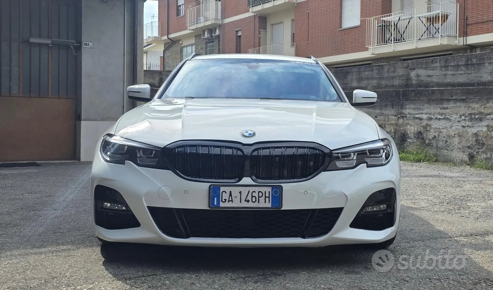 BMW 320D Touring Msport 2020 photo 2