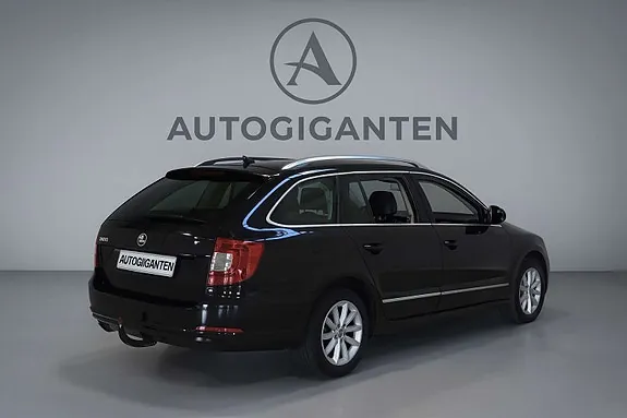 Skoda Superb 2015 photo 3