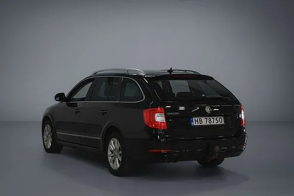 Skoda Superb 2015 photo 4