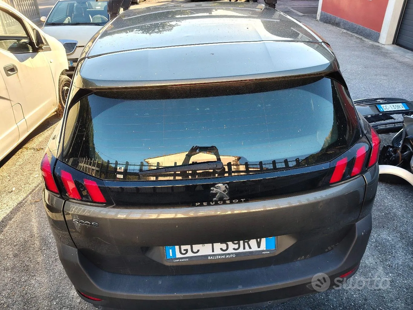 Peugeot 5008