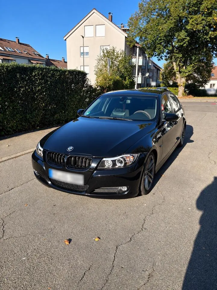 BMW 318I E90