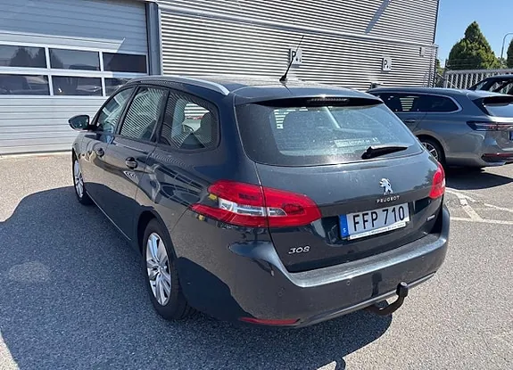 Peugeot 308 Sw 2016 photo 2