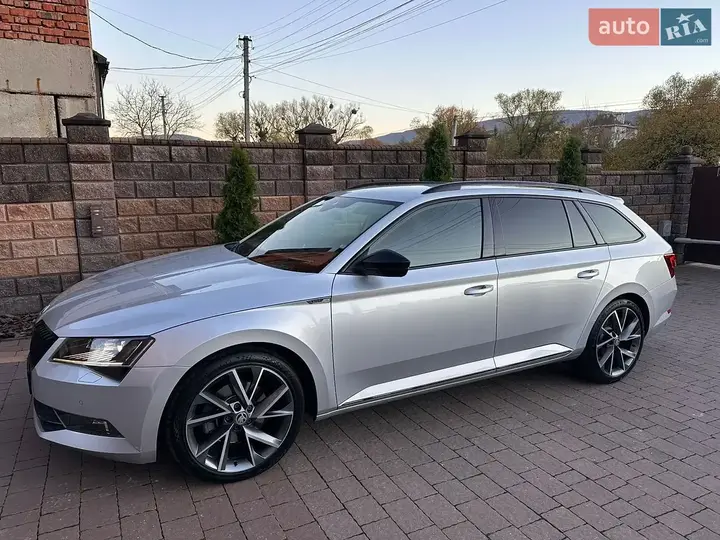 Skoda Superb 2018 photo 3