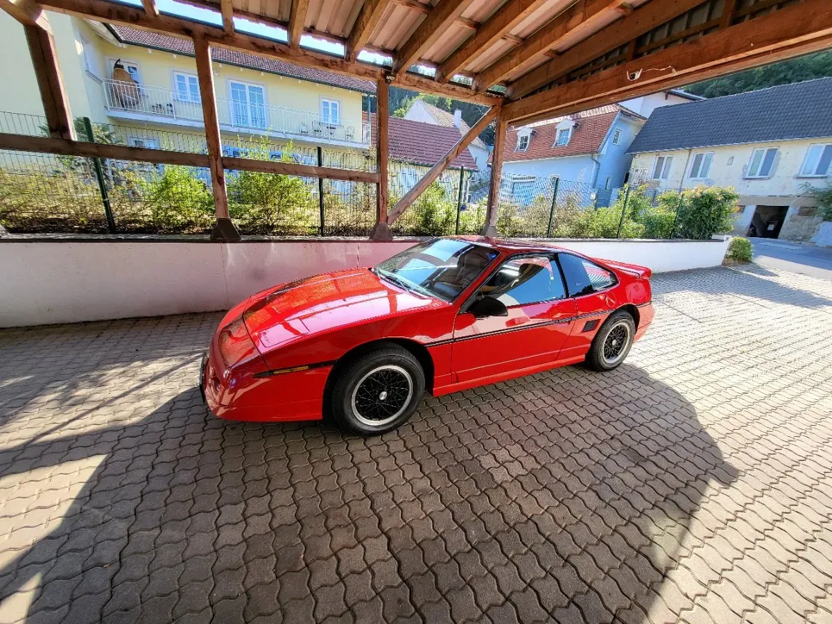 Pontiac Fiero