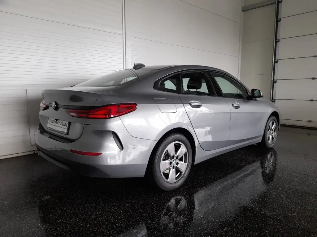 BMW 2 Series 2023 photo 2