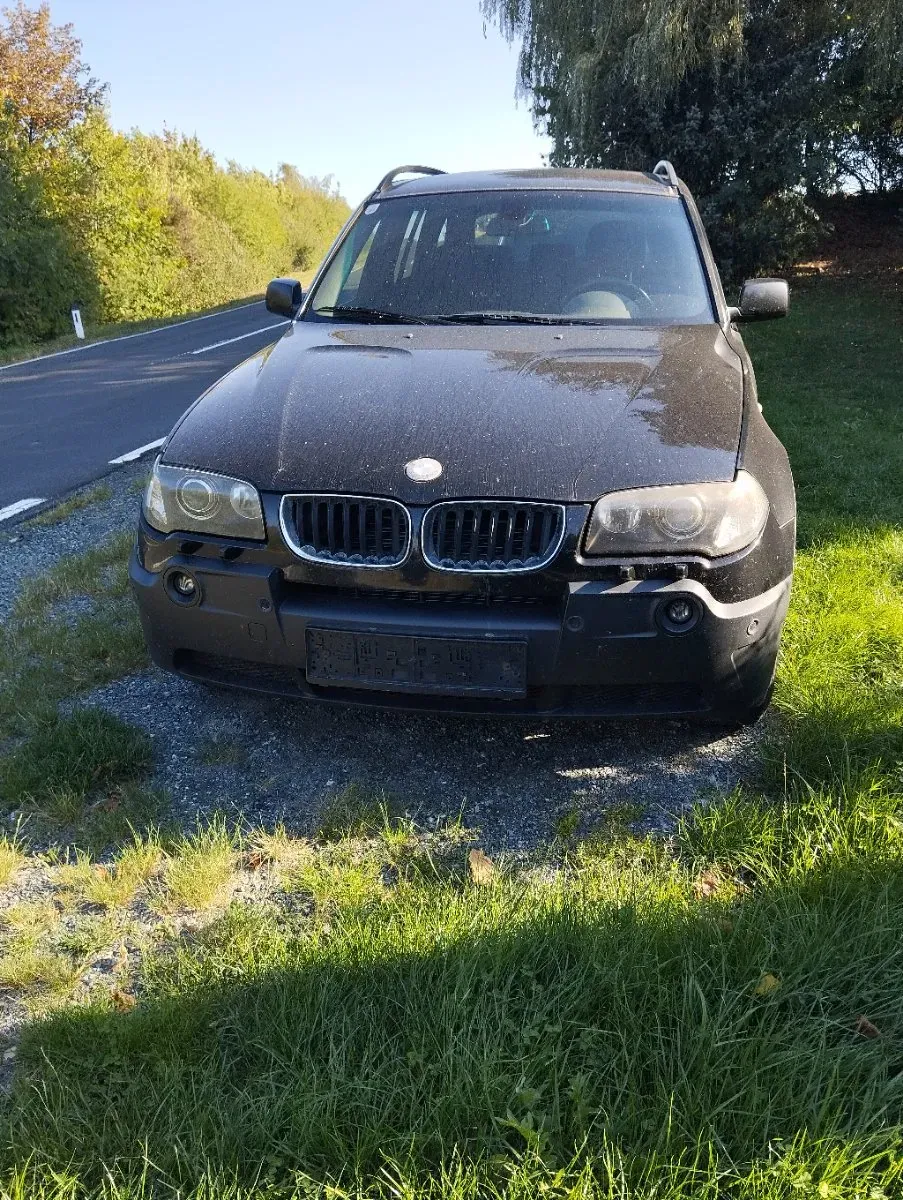 BMW X3 2004 photo 3