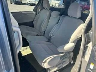 Toyota Sienna 2017 photo 5