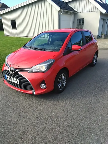 Toyota Yaris 2017 photo 4