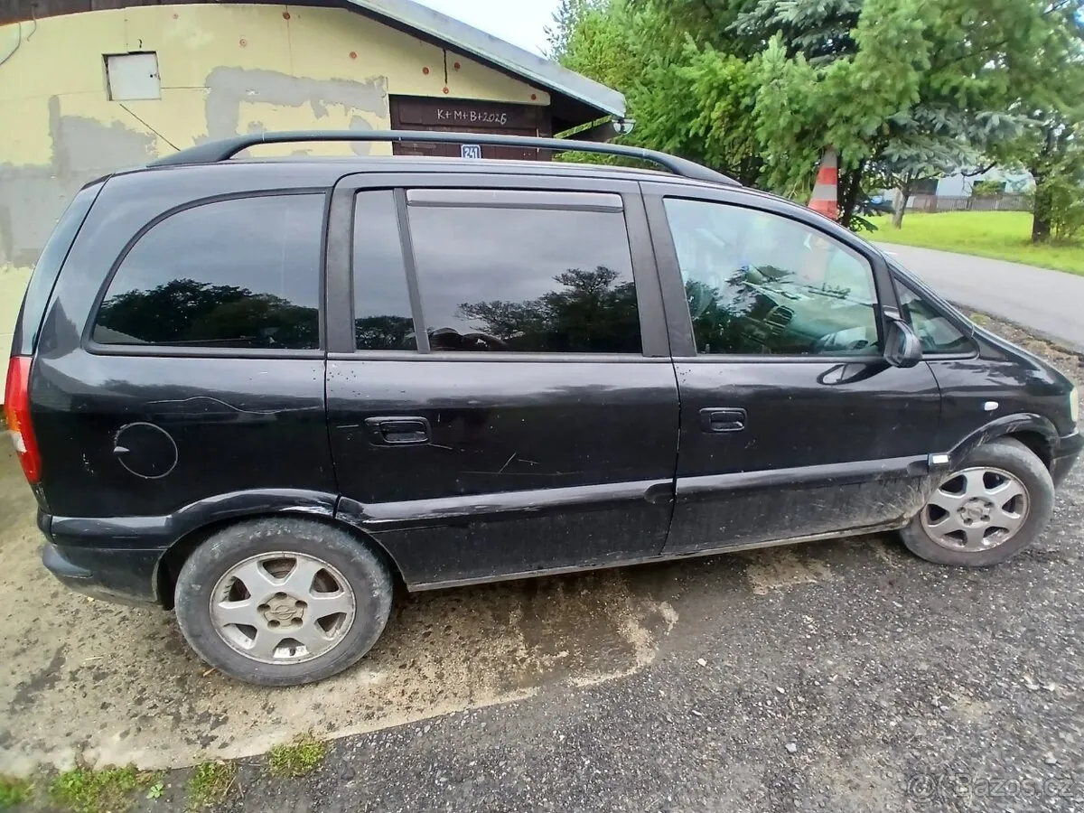 Opel Zafira photo 4