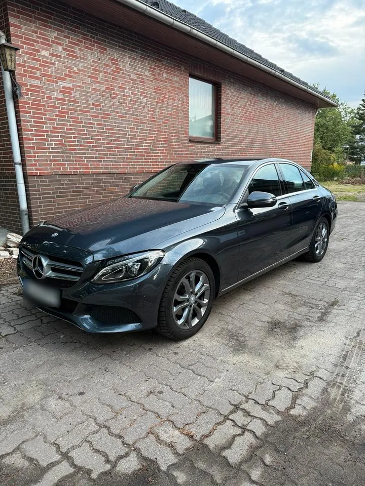 Mercedes-Benz C200D