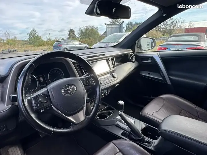 Toyota Rav4 2016 photo 5