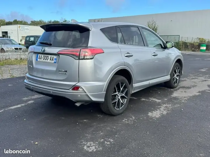 Toyota Rav4 2016 photo 3