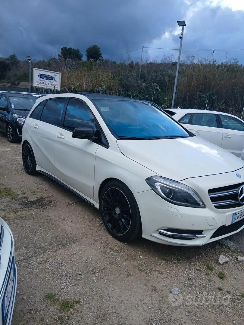 Mercedes-Benz B-Class 2013 photo 3