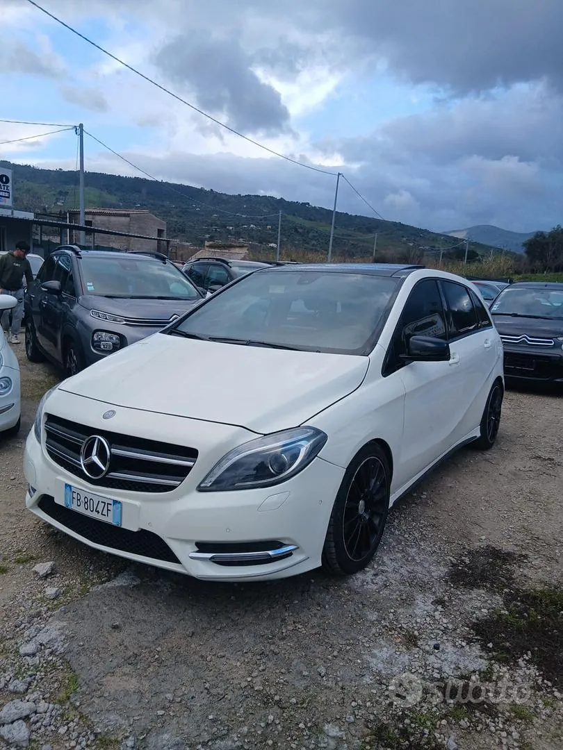 Mercedes-Benz B-Class 2013 photo 4