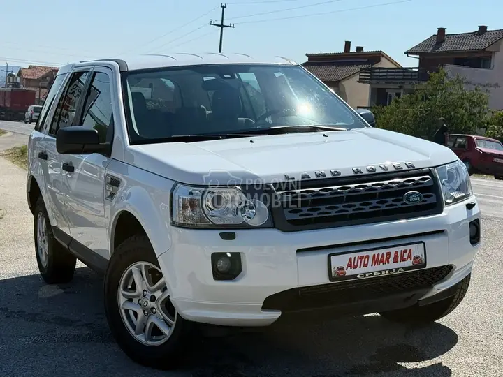 Land Rover Freelander 2012 photo 3