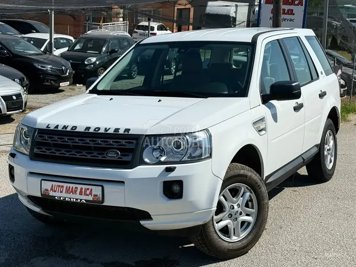 Land Rover Freelander 2012 photo 2