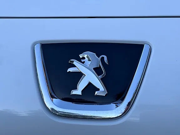 Peugeot 308 2011 photo 5