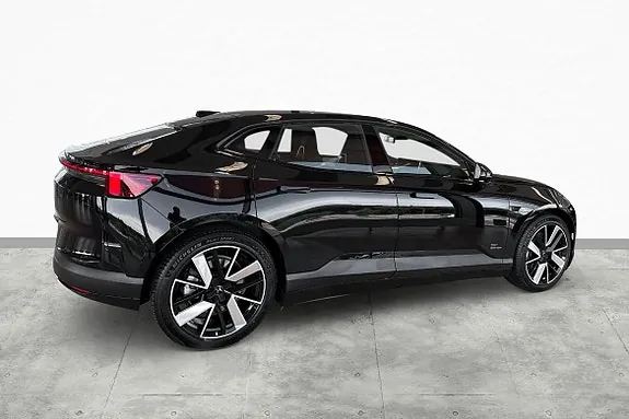 Polestar 4 2025 photo 4