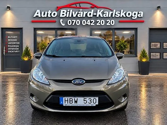 Ford Fiesta 2012 photo 2