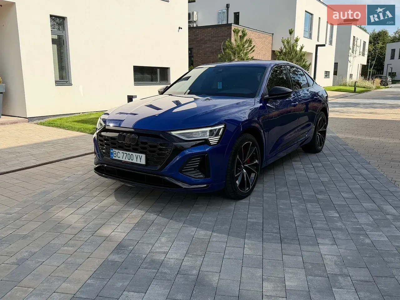 Audi Q8 E-Tron 2023 photo 2