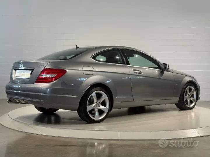 Mercedes-Benz C 2012 photo 5