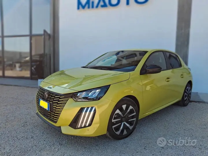 Peugeot 208