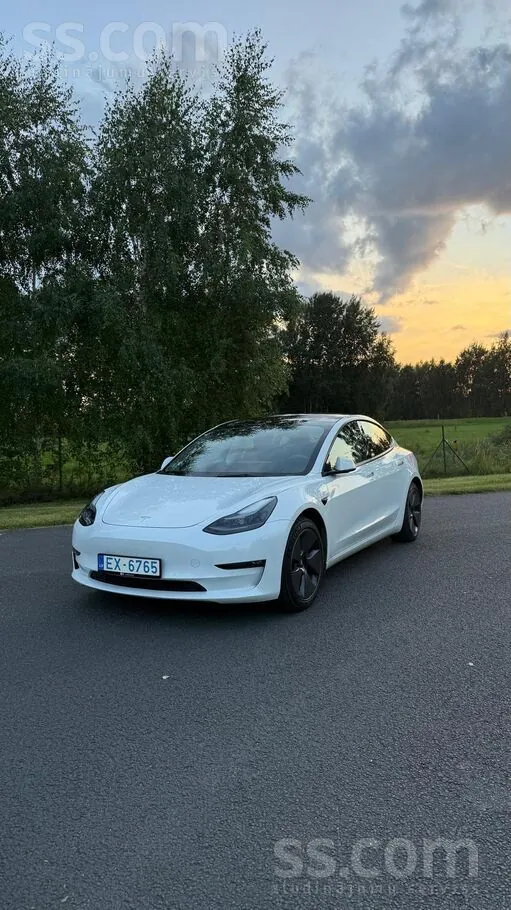 Tesla Model 3