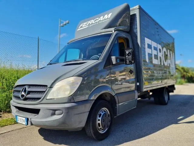 Mercedes-Benz Sprinter 2009 photo 2