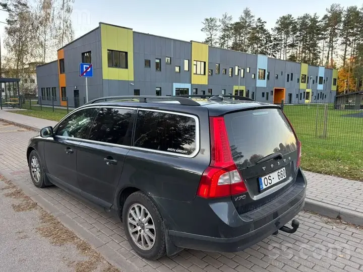 Volvo V70 2009 photo 3