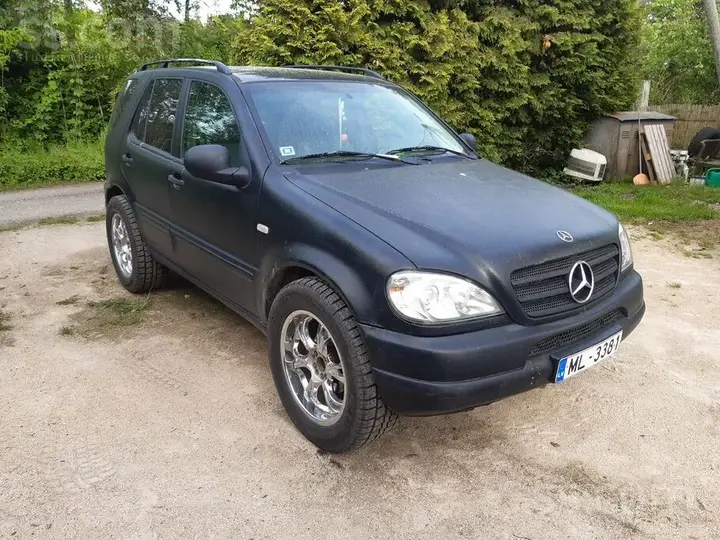 Mercedes-Benz Ml230