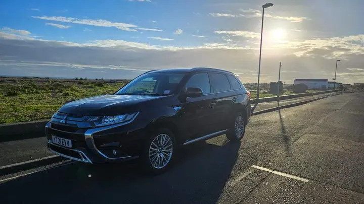 Mitsubishi Outlander 2021 photo 3