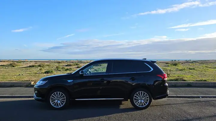 Mitsubishi Outlander 2021 photo 4