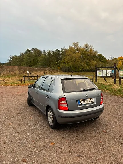 Skoda Fabia 2004 photo 3