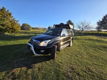 Toyota Land Cruiser 2005 photo 2