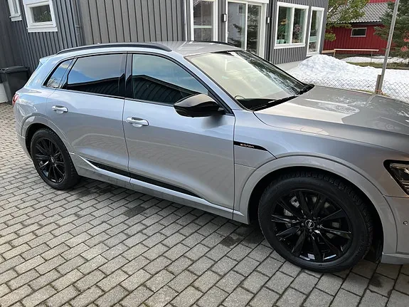 Audi E-Tron 2019 photo 2