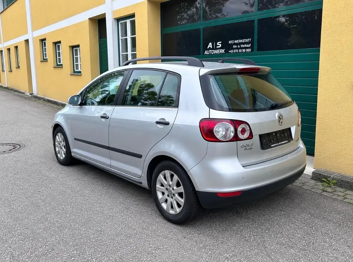 Volkswagen Golf 2008 photo 3
