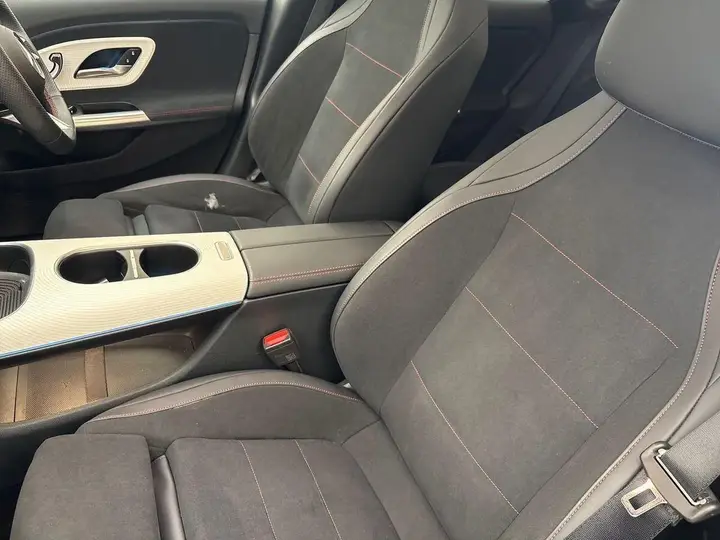 Mercedes-Benz Cla 2026 photo 5