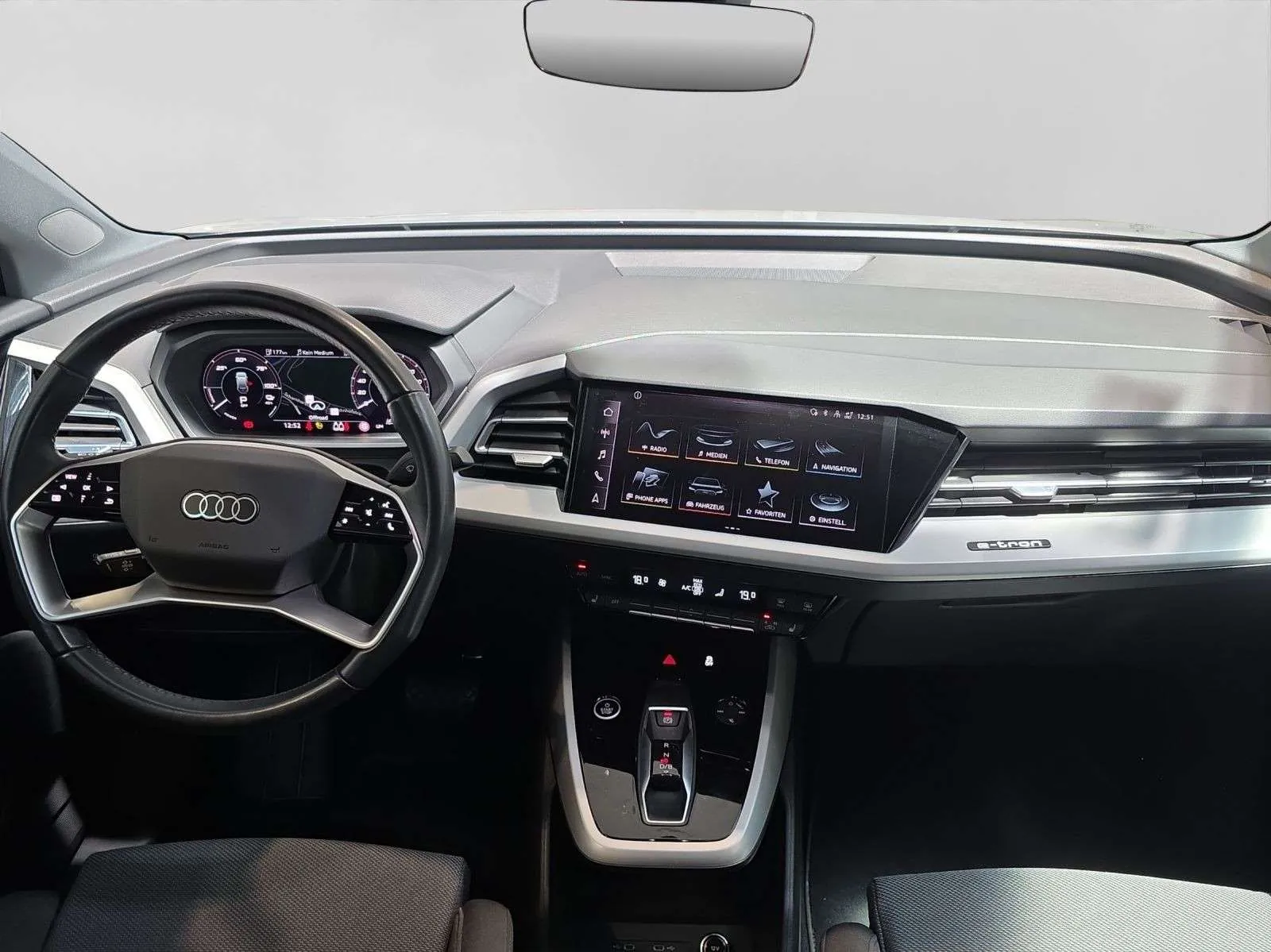Audi Q4 E-Tron 40 2023 photo 5