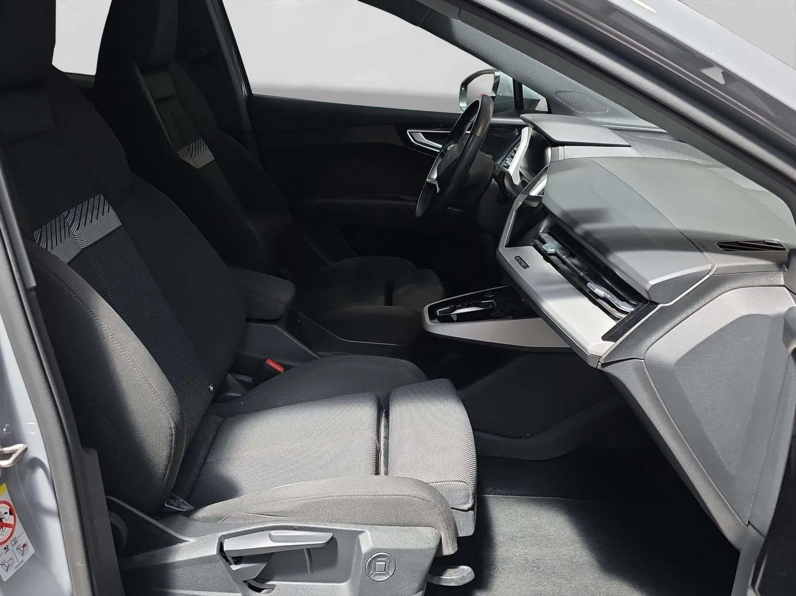 Audi Q4 E-Tron 40 2023 photo 4