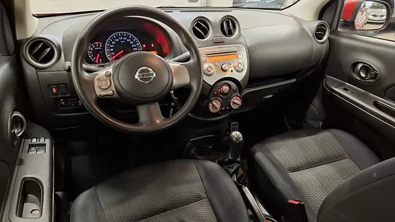 Nissan Micra 2011 photo 2