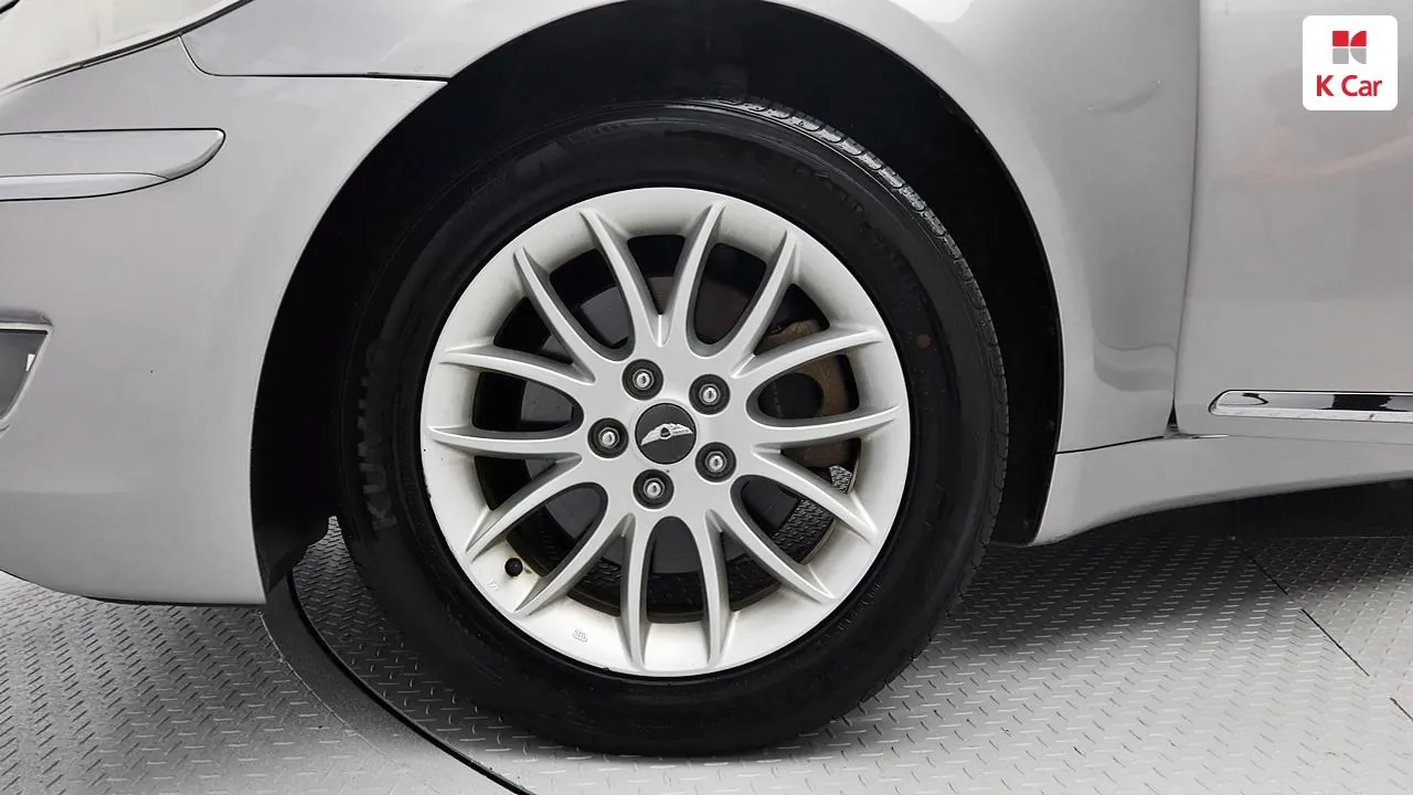 Genesis G80 2011 photo 5