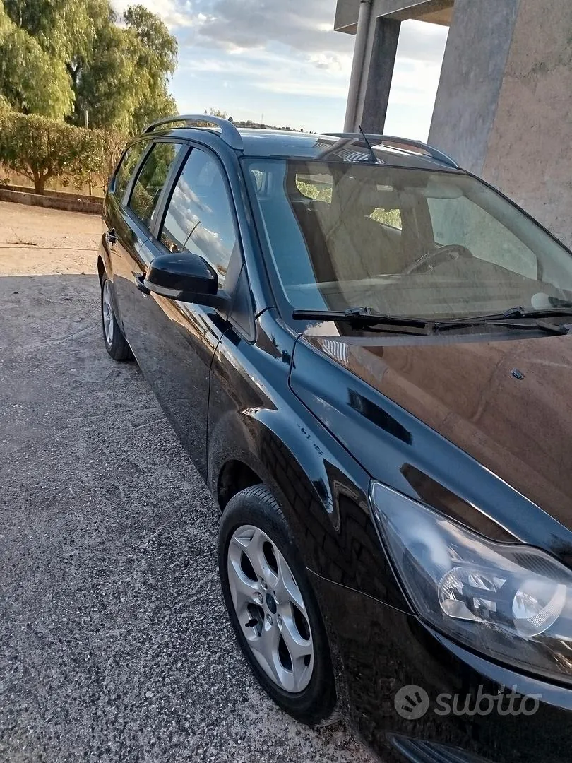Ford Focus 2011 photo 4