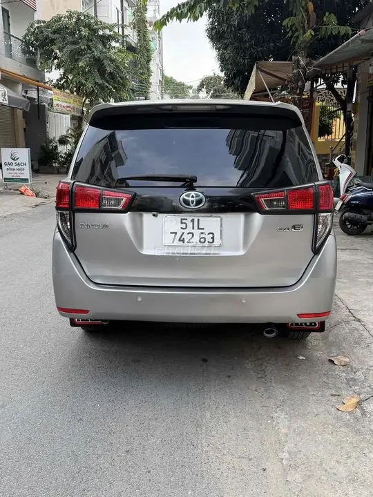 Toyota Innova 2017 photo 3